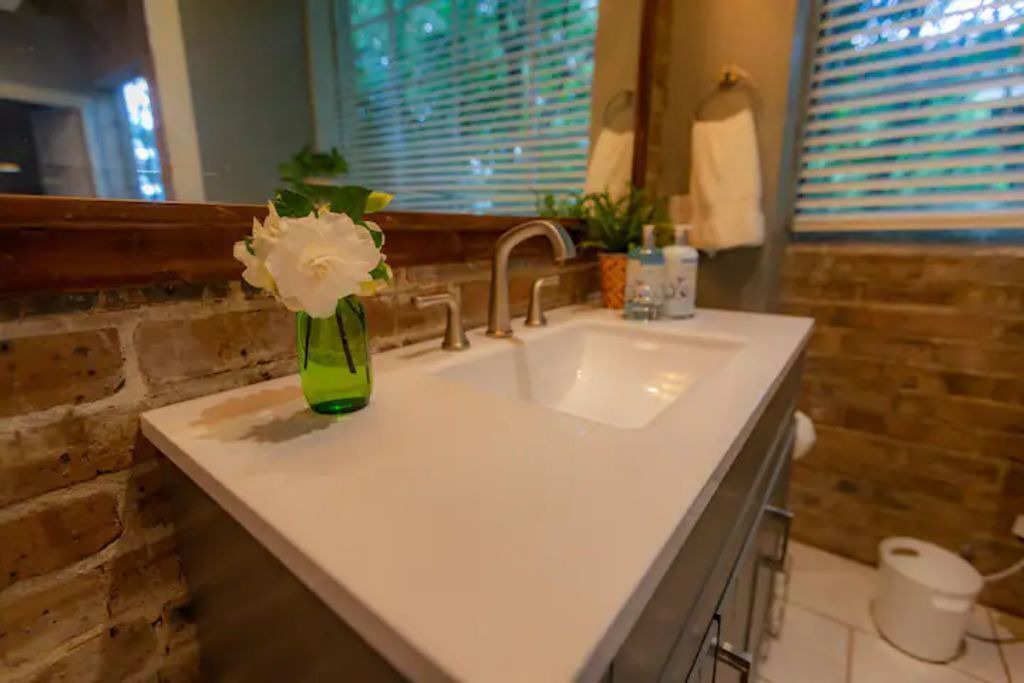 Photo of Bathroom in Laurel