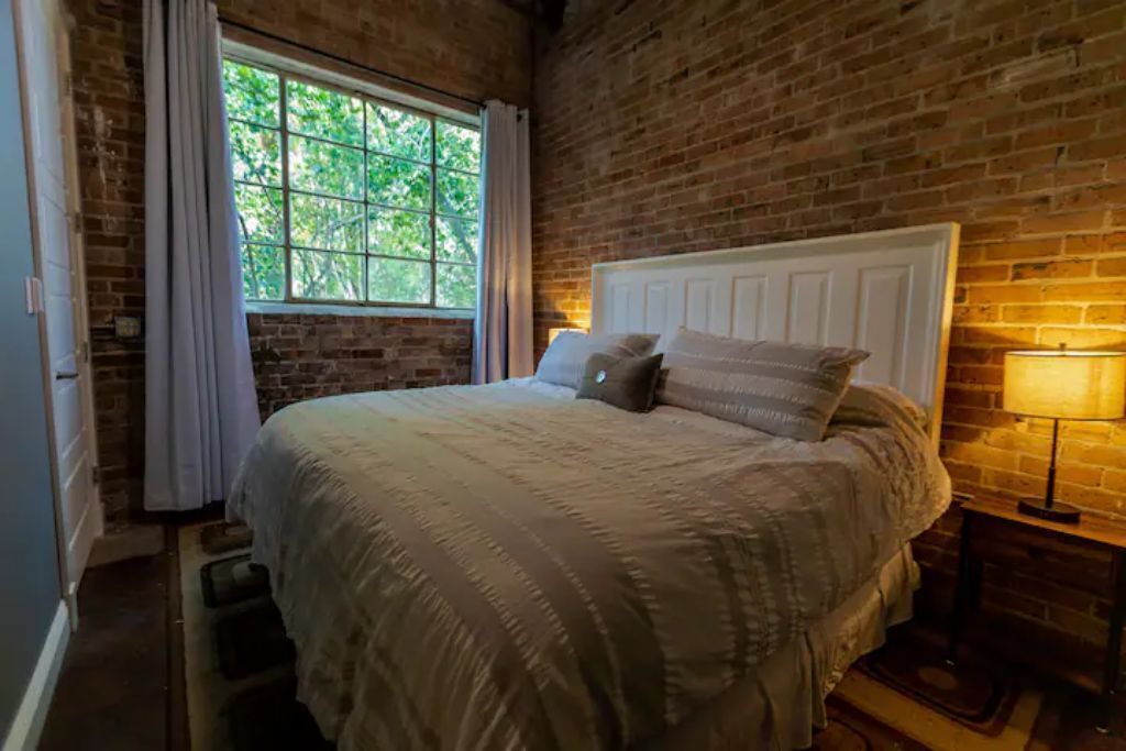 Photo of Bedroom in Laurel