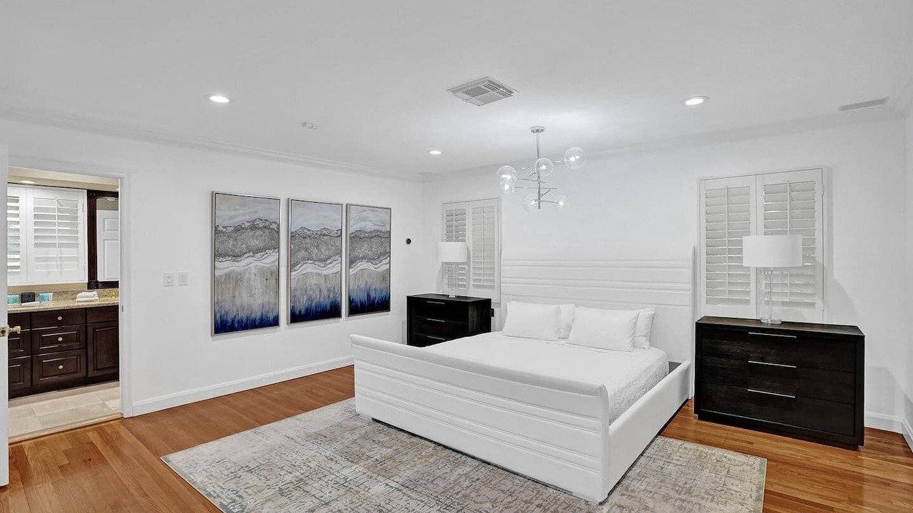 Photo of Bedroom in Coral Ridge