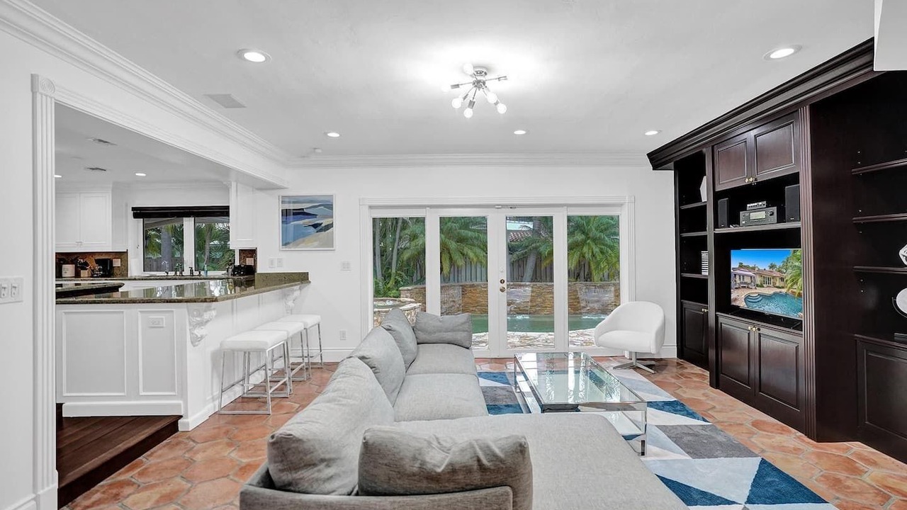 Photo of Livingroom in Coral Ridge