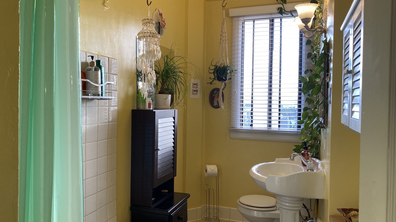 Photo of Bathroom in West Gateway