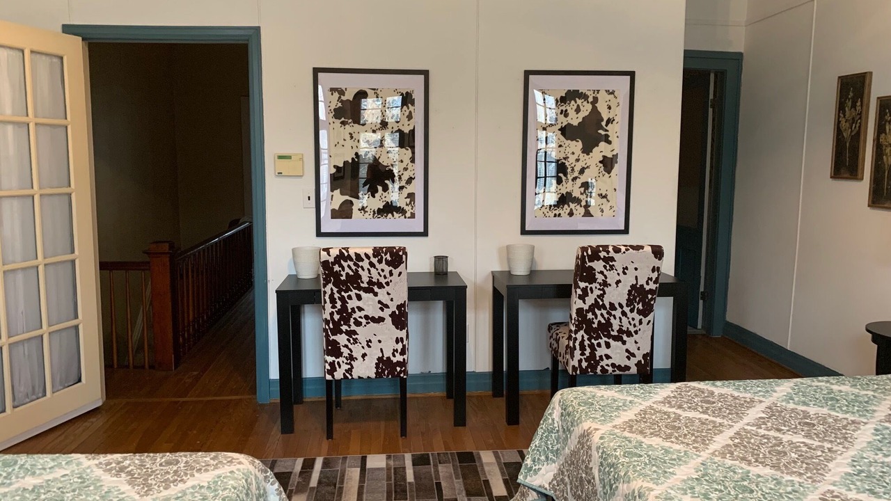 Photo of Bedroom in South Main Street