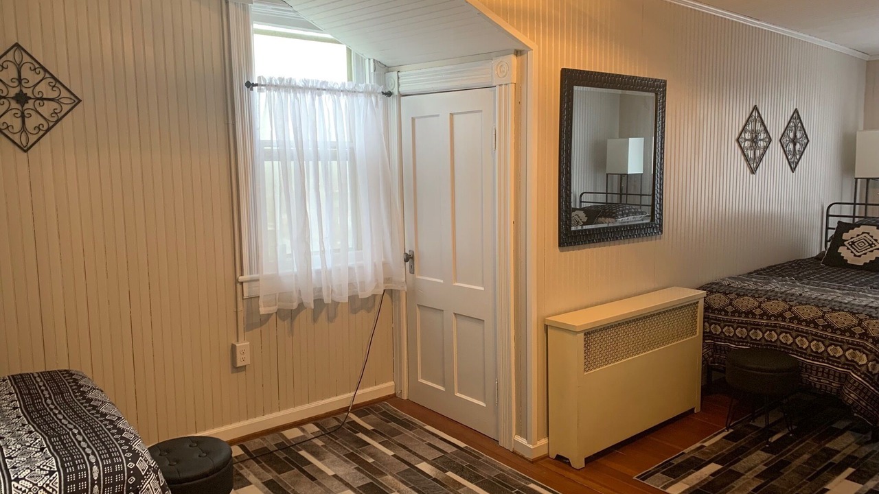 Photo of Bedroom in South Main Street