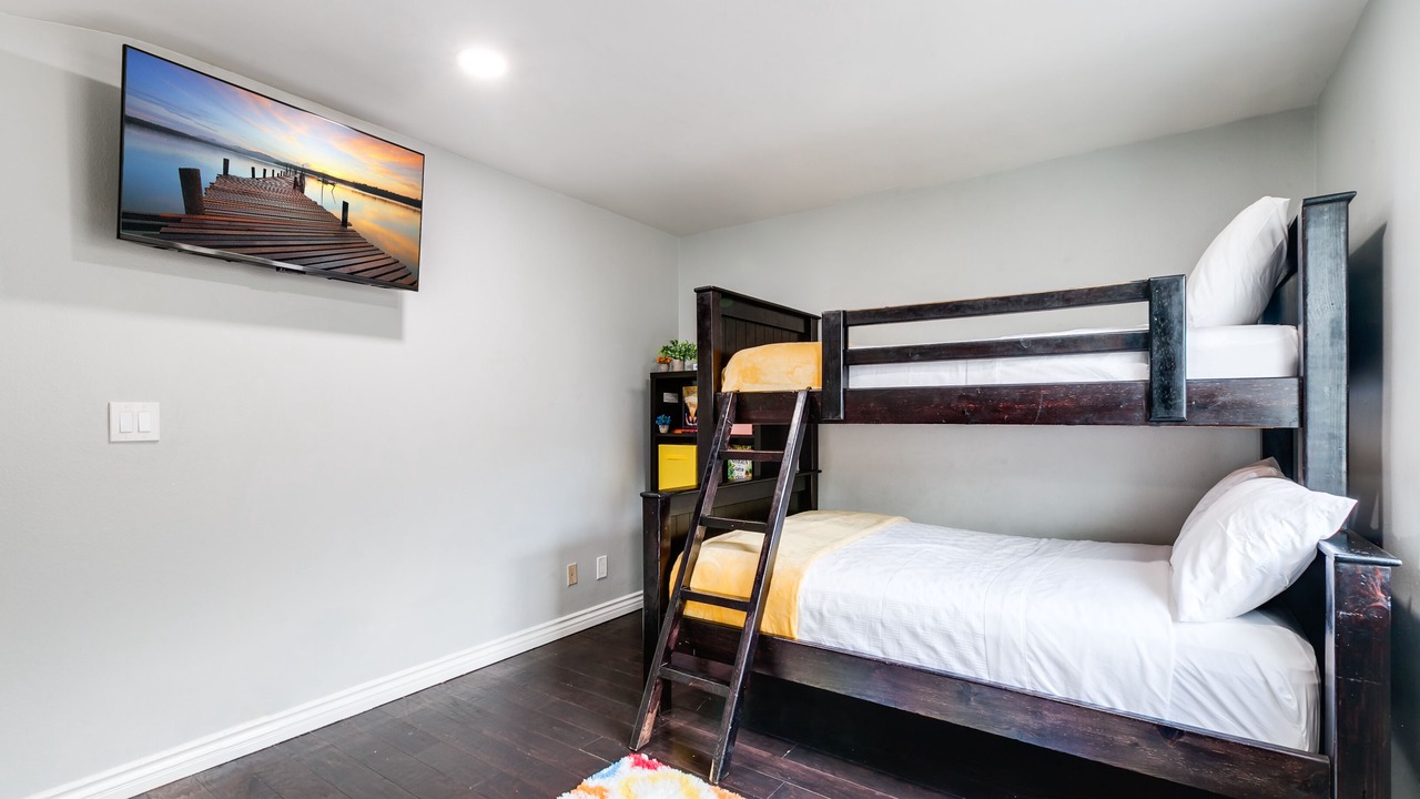 Photo of Bedroom in Norwalk