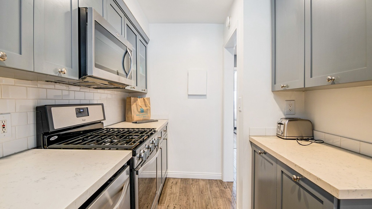 Photo of Kitchen in Eastern Malibu