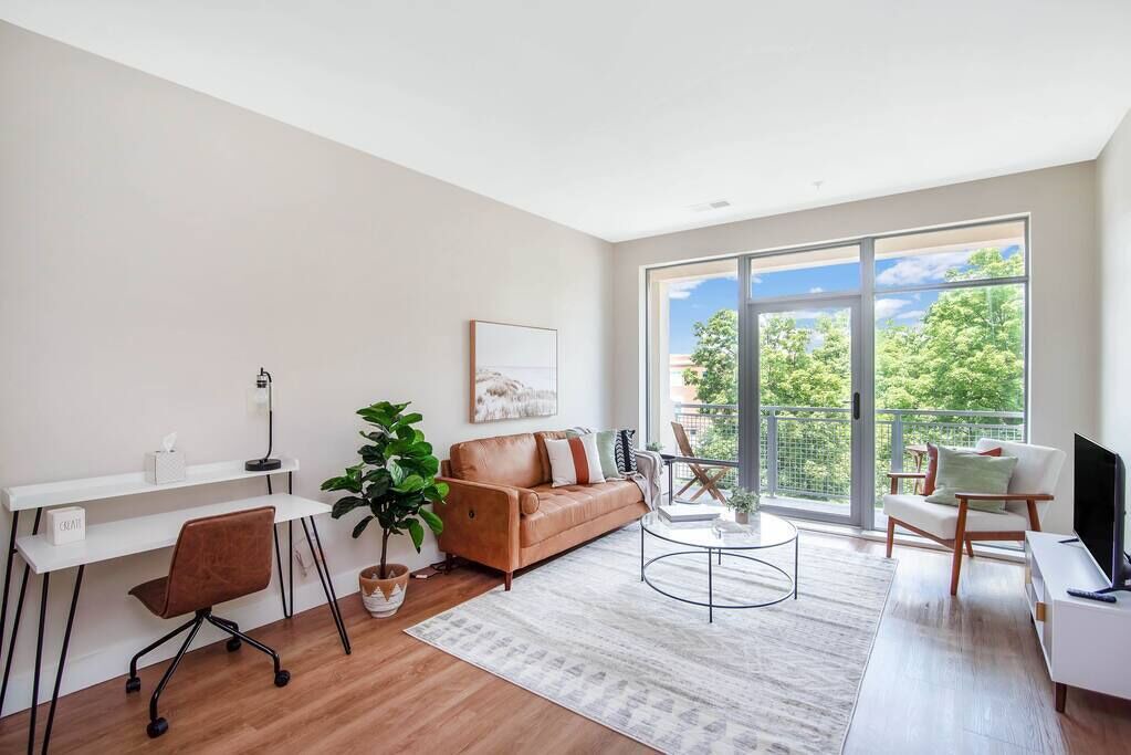 Photo of Livingroom in Downtown