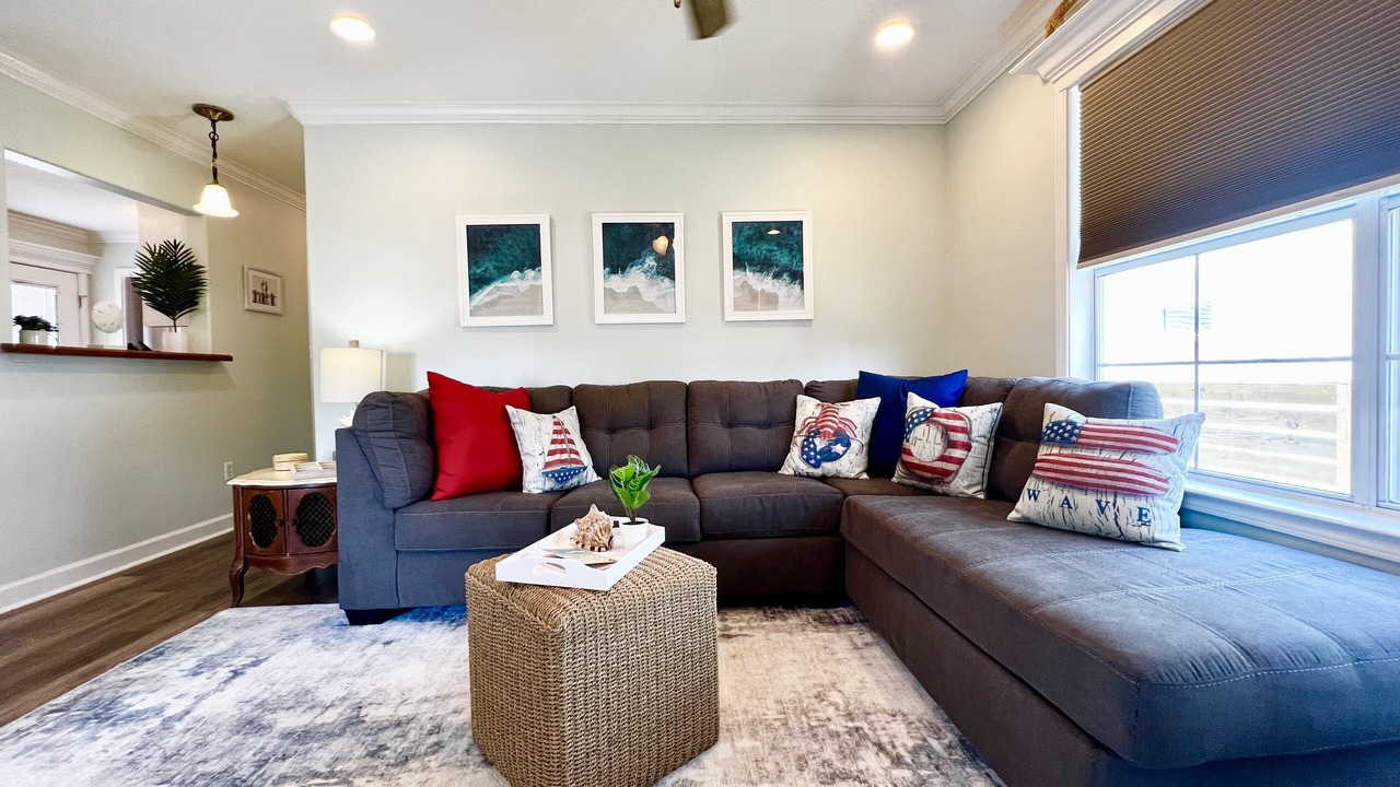 Photo of Livingroom in Long Beach