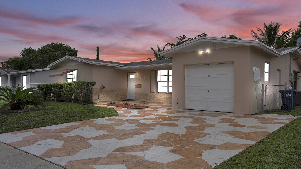 Photo of Outdoor in Lauderhill