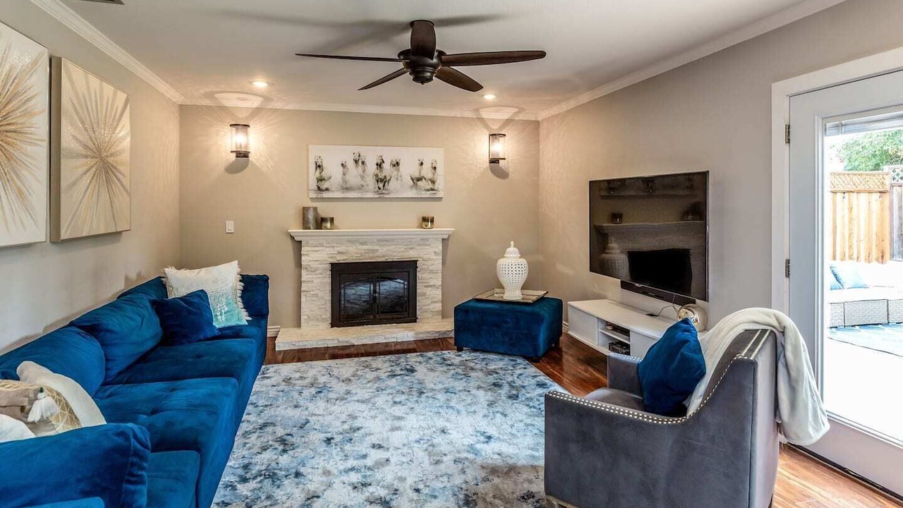 Photo of Livingroom in Adel
