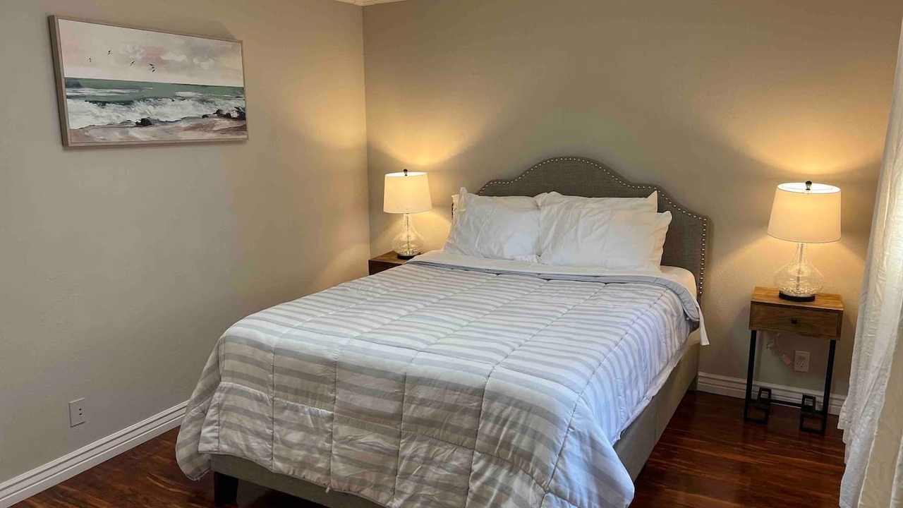 Photo of Bedroom in Adel