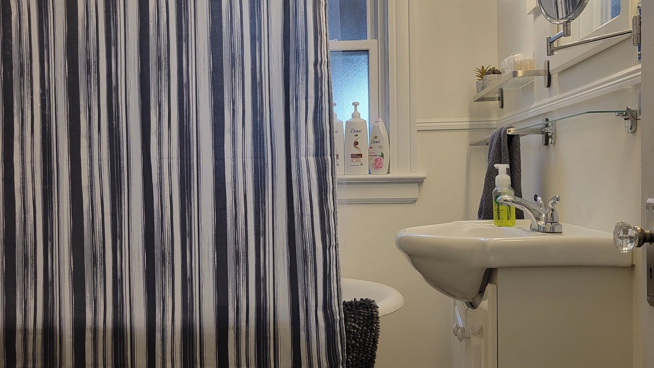 Photo of Bathroom in North Buffalo