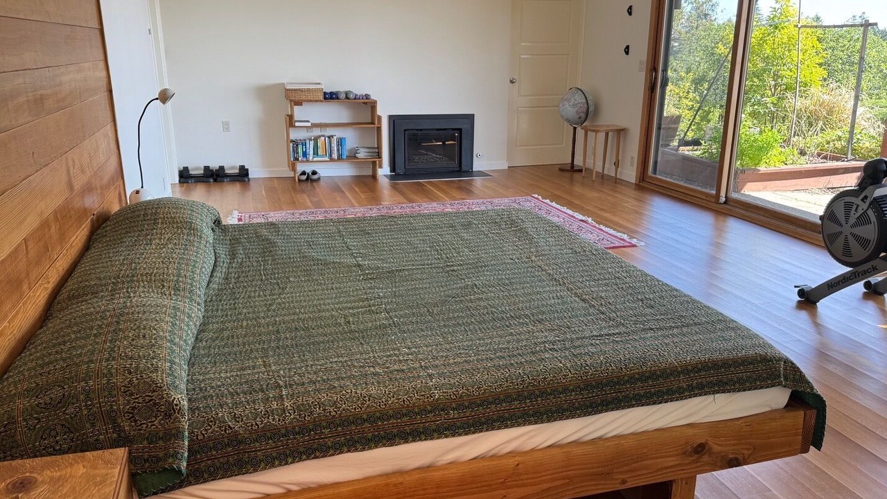Photo of Bedroom in Berkeley Hills