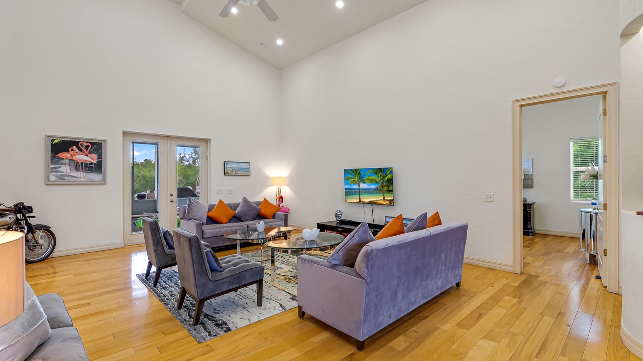 Photo of Livingroom in Fort Pierce Shores