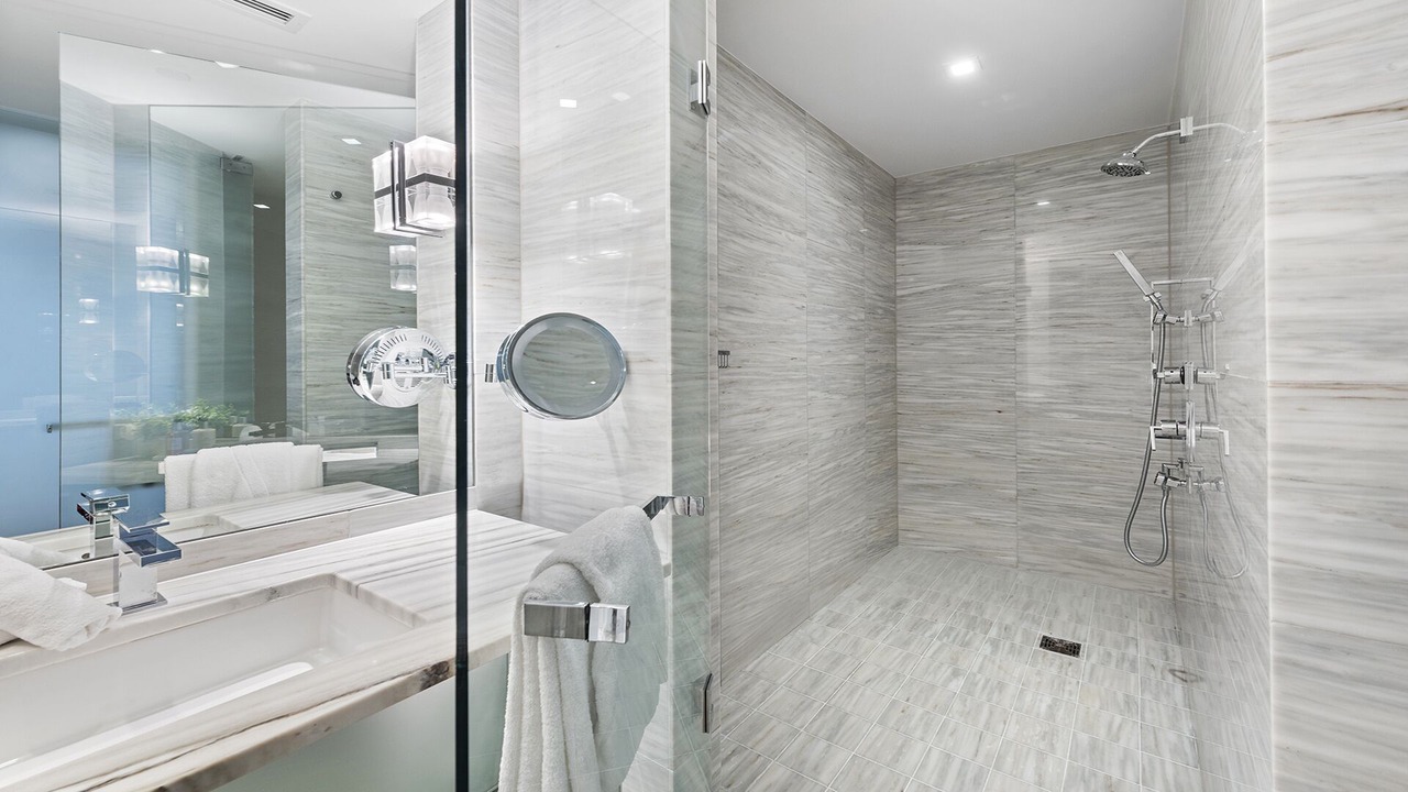 Photo of Bathroom in City Center