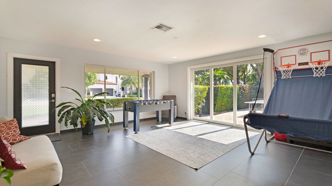 Photo of Bedroom in Lighthouse Point