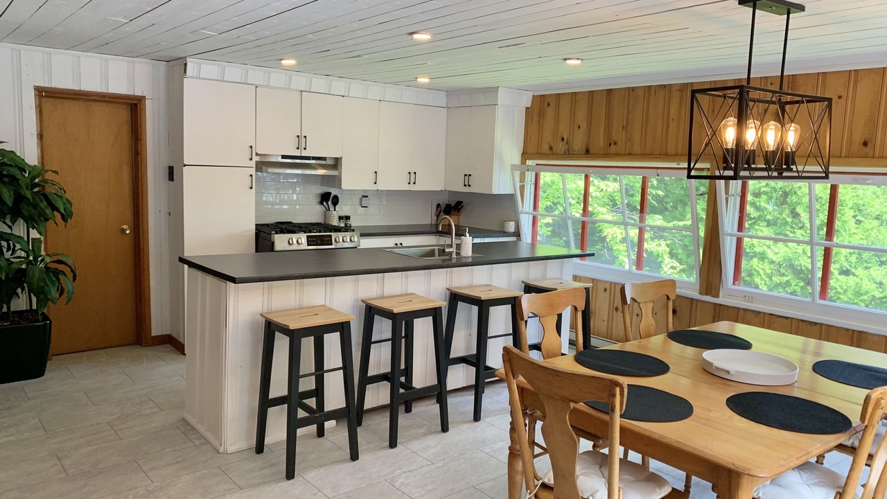 Photo of Kitchen in St-Aubert