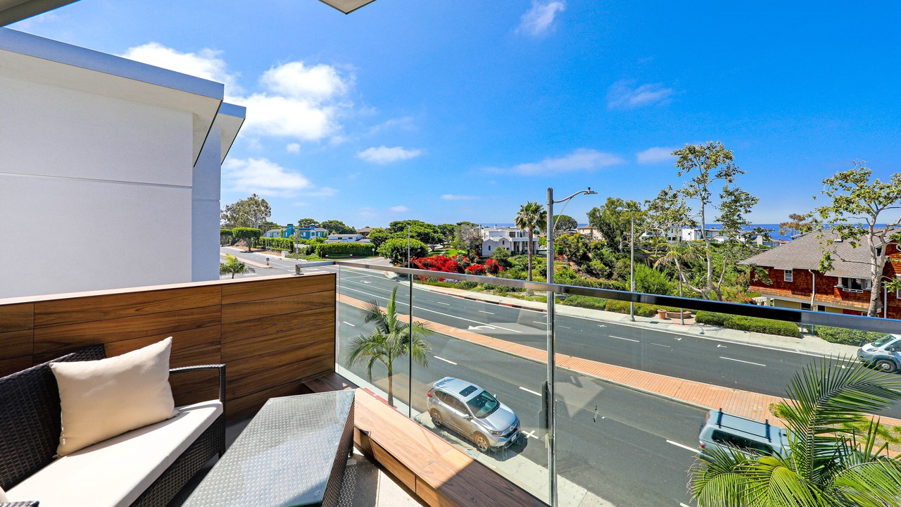 Photo of Patio Balcony in Corona del Mar