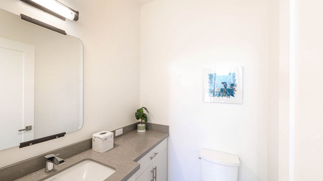 Photo of Bathroom in Corona del Mar