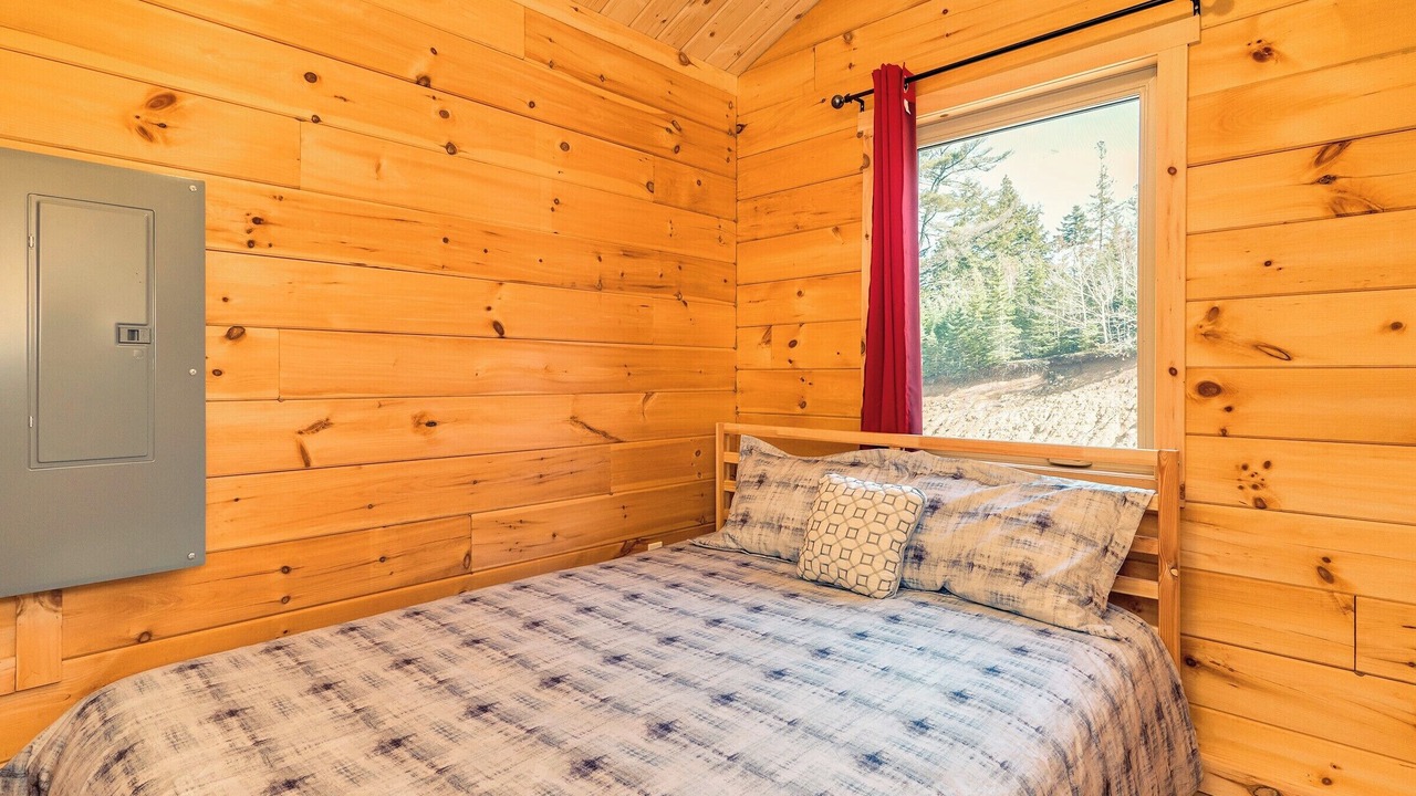 Photo of Bedroom in West Hants