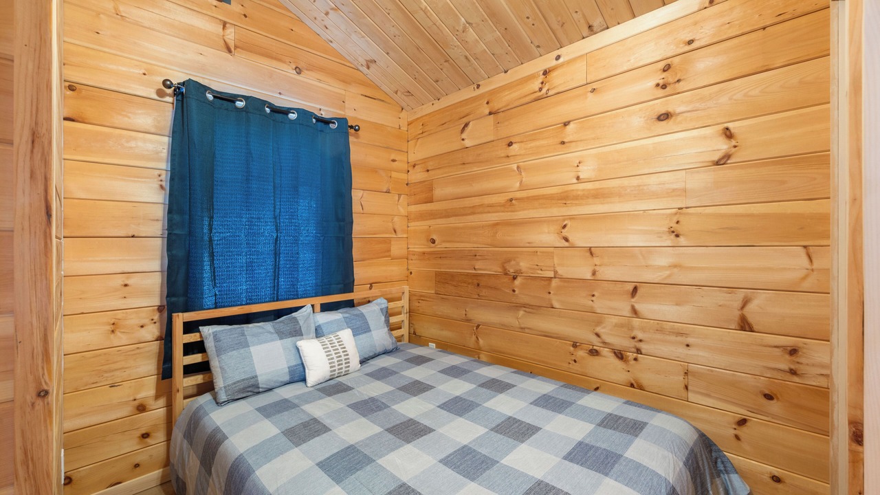 Photo of Bedroom in West Hants
