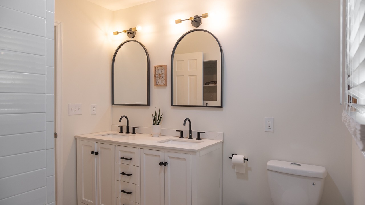 Photo of Bathroom in Wallkill