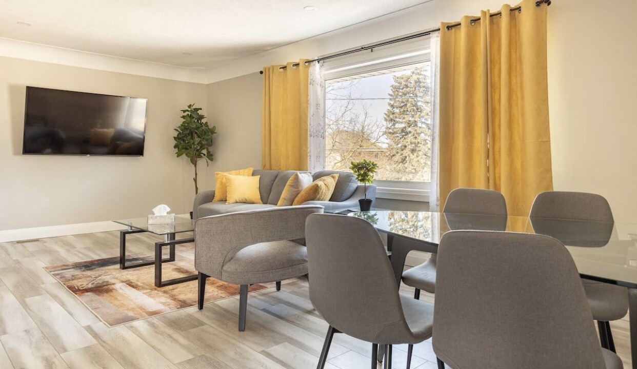 Photo of Livingroom in Kitchener