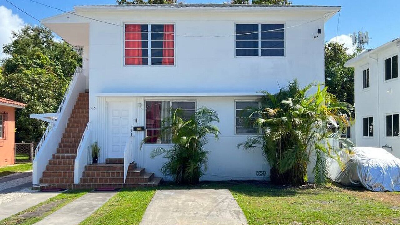 Photo of Outdoor in Coral Way