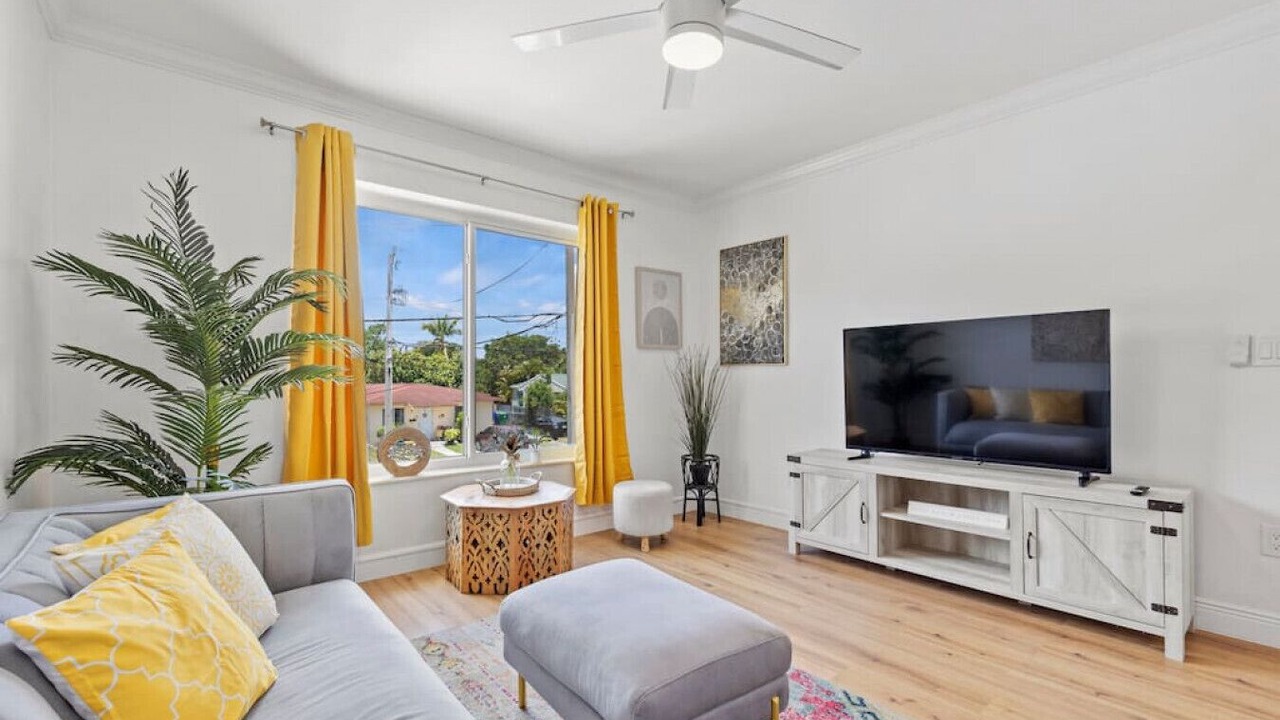 Photo of Livingroom in Coral Way