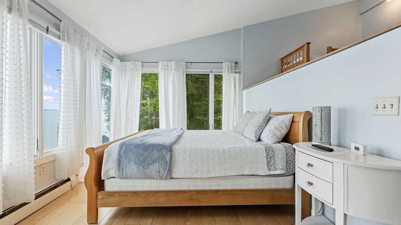 Photo of Bedroom in Romulus