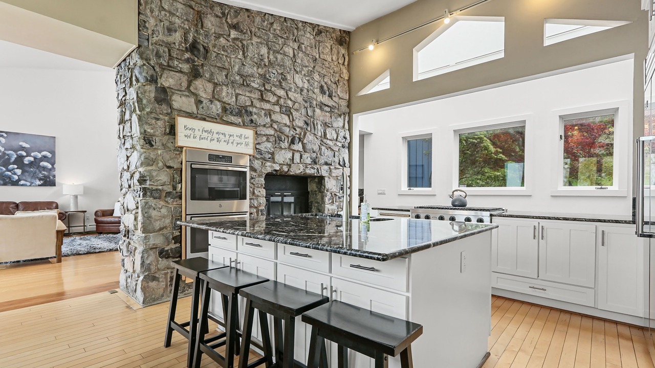 Photo of Kitchen in Romulus
