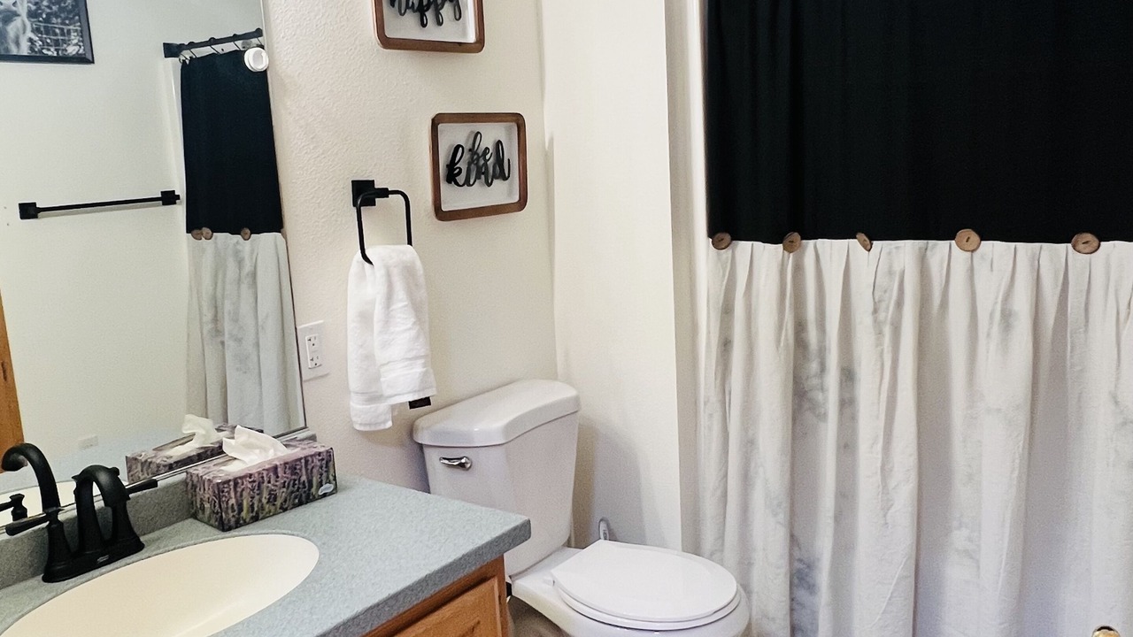 Photo of Bathroom in Gasquet