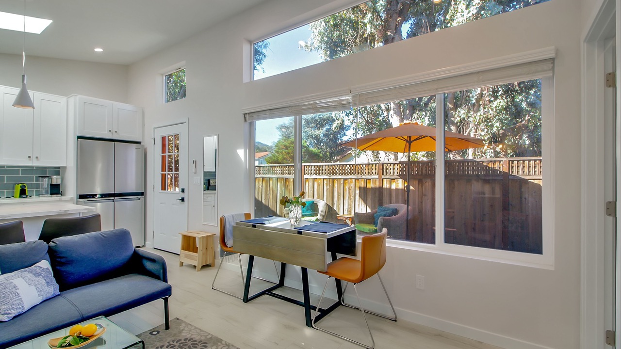 Photo of Livingroom in Almaden