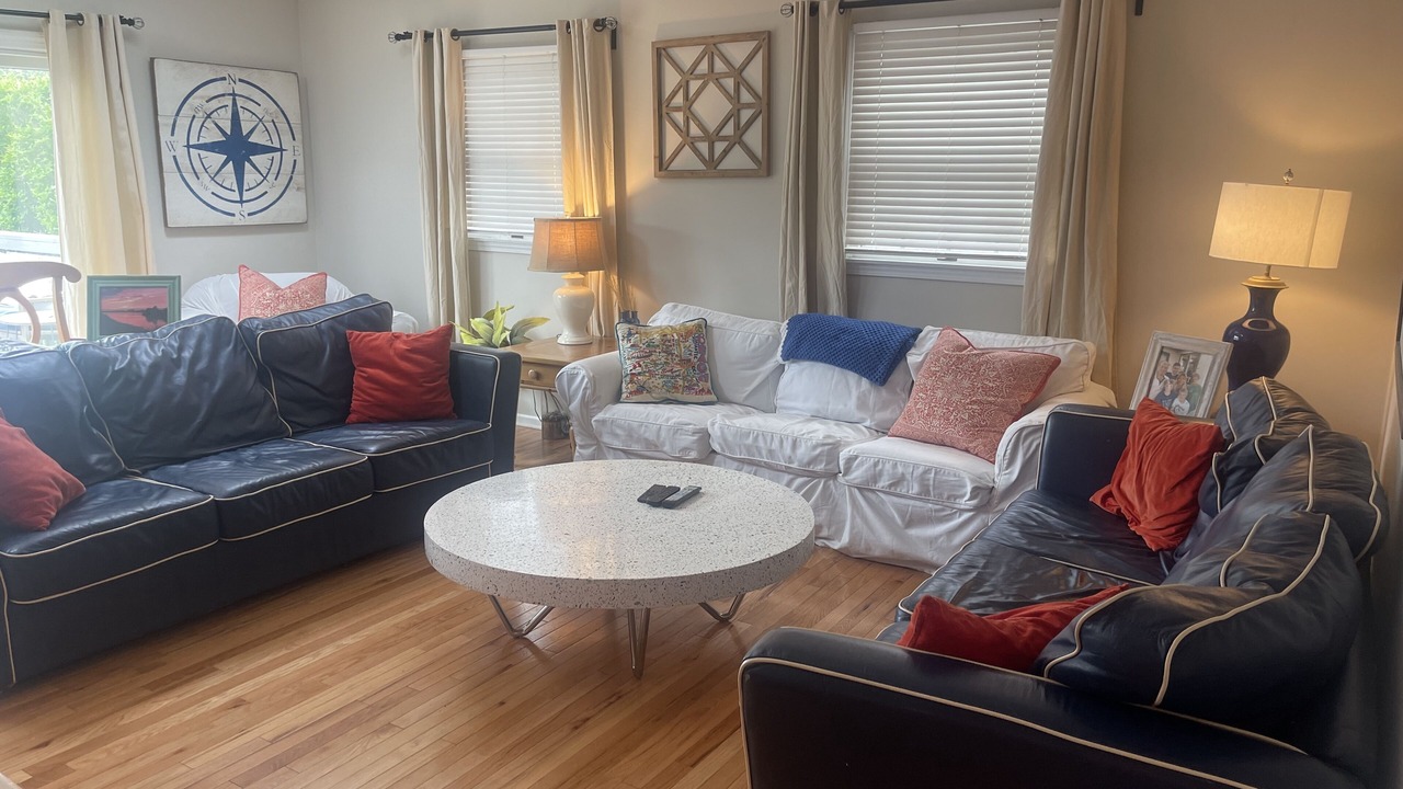 Photo of Livingroom in Spring Lake