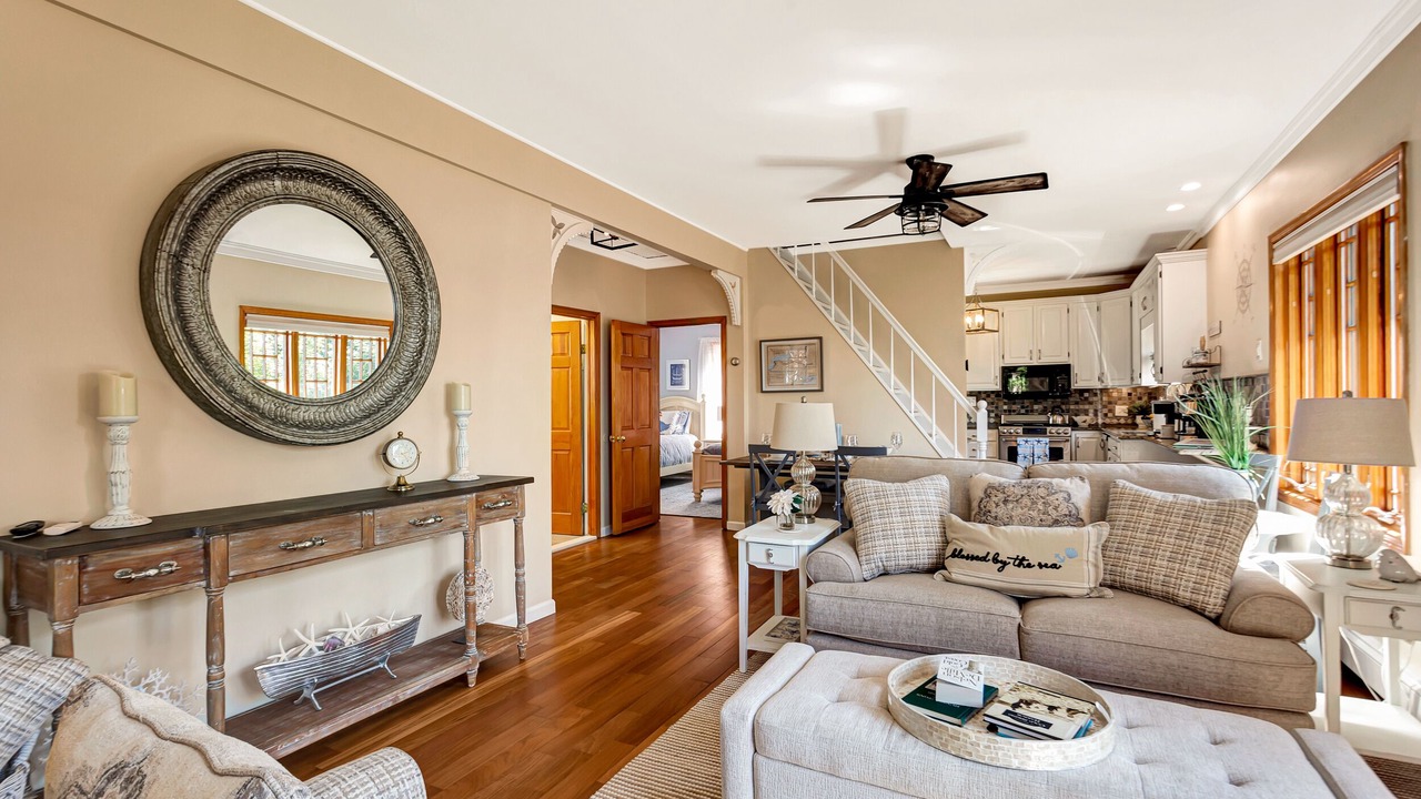 Photo of Livingroom in Cold Spring Harbor