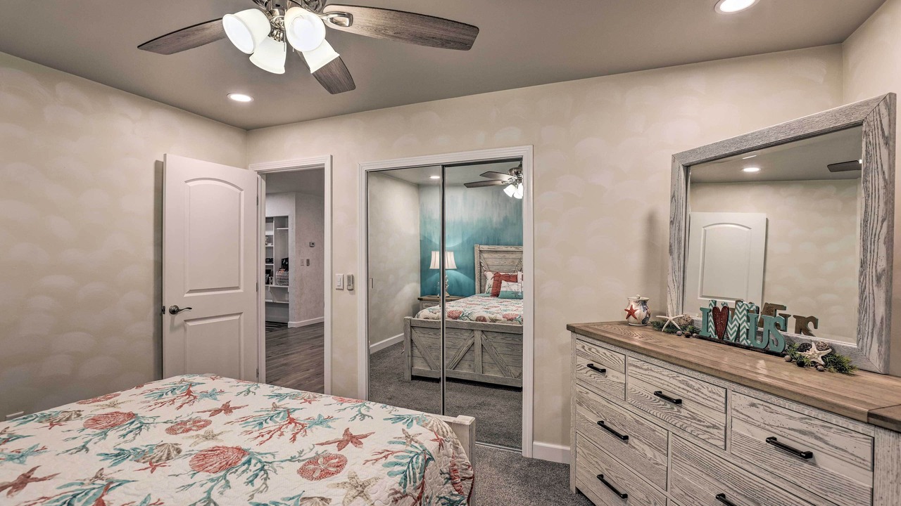 Photo of Bedroom in Seneca Falls