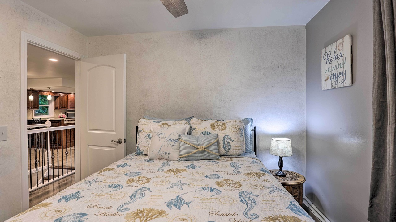Photo of Bedroom in Seneca Falls