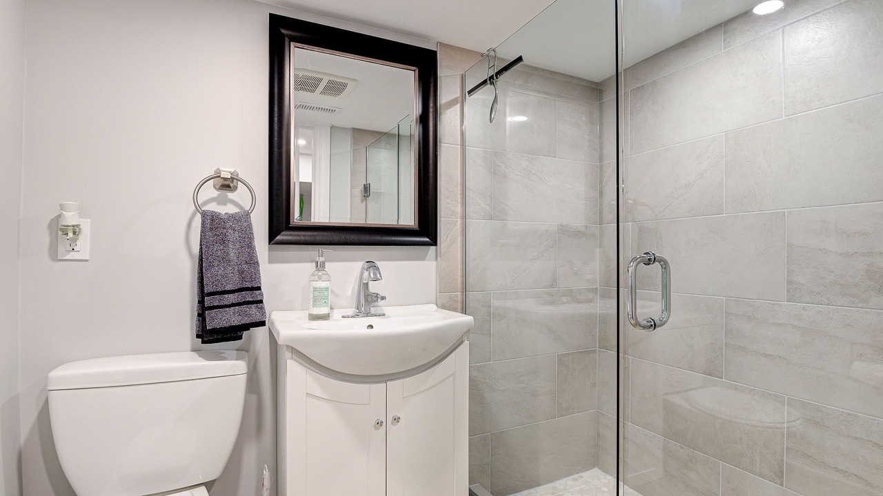 Photo of Bathroom in Mount Hope Huron Park