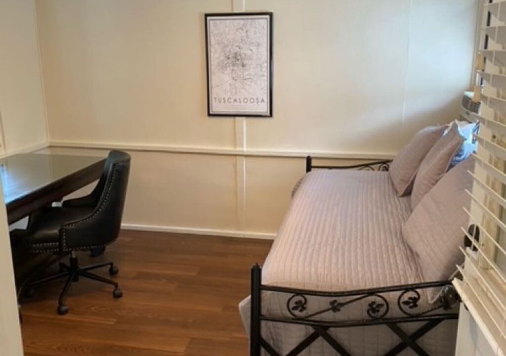 Photo of Bedroom in Tuscaloosa