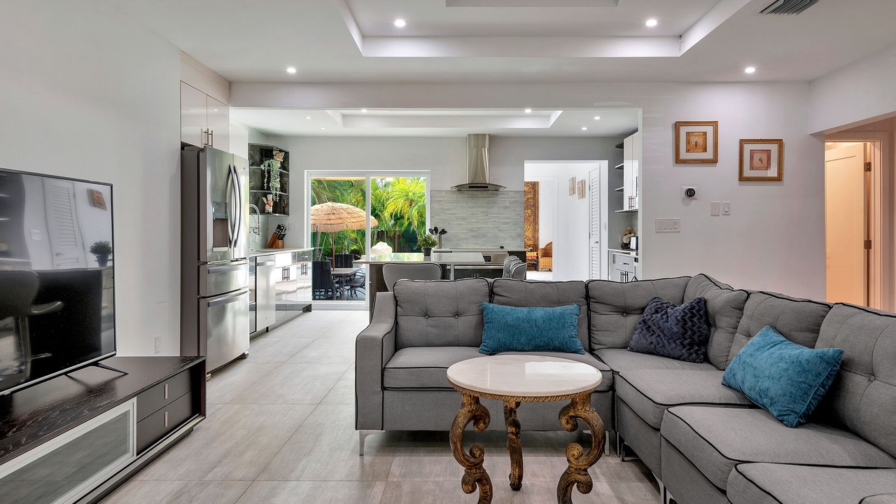 Photo of Livingroom in Downtown Hollywood