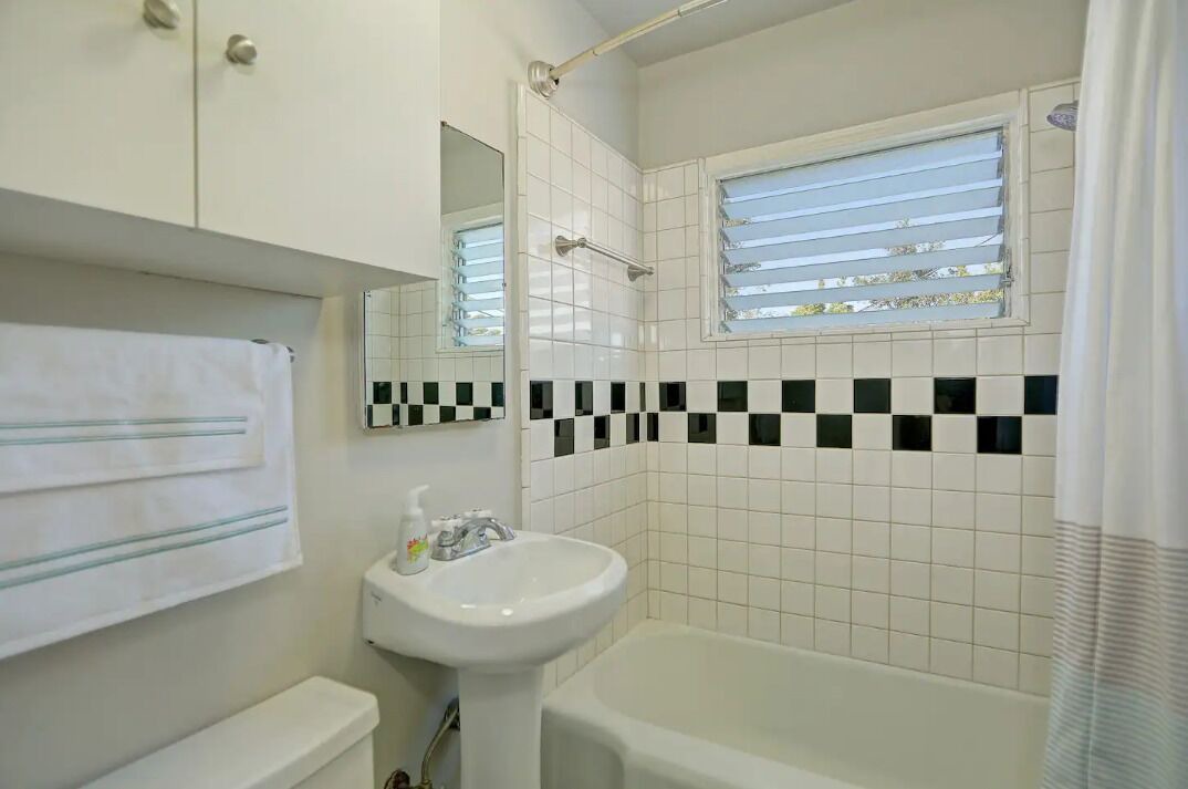 Photo of Bathroom in Ocean Park