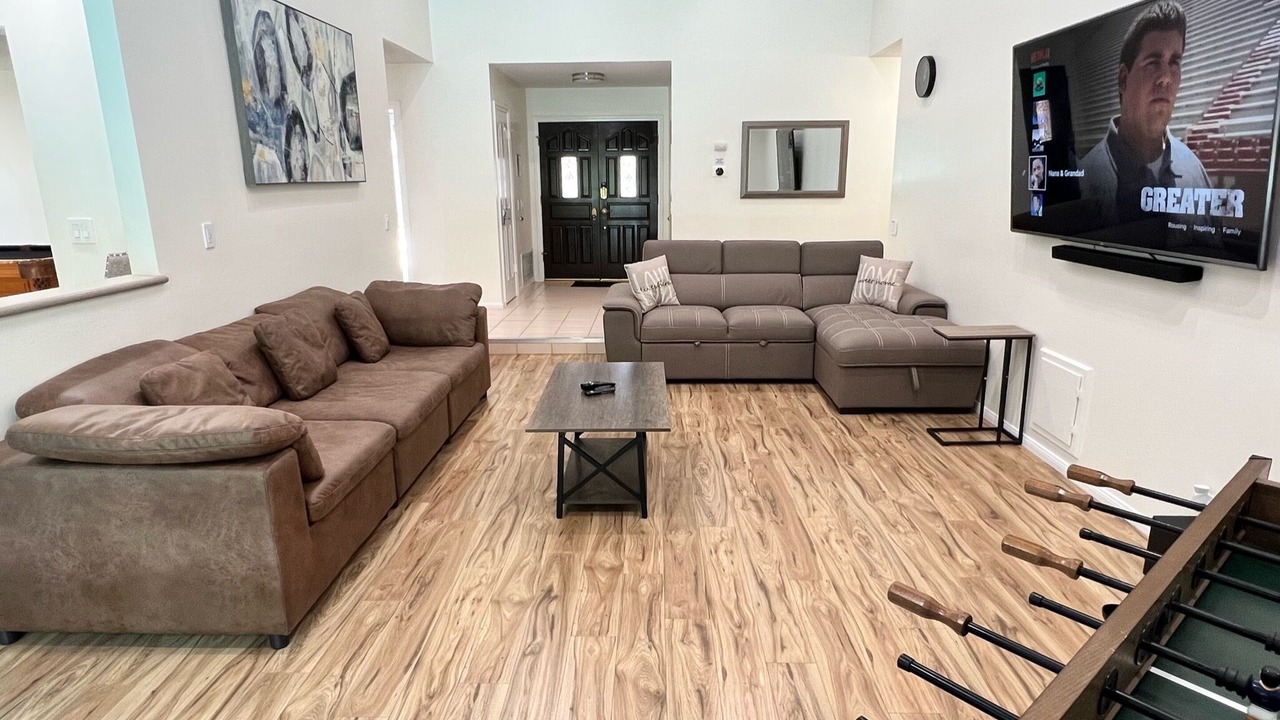 Photo of Livingroom in Thousand Oaks