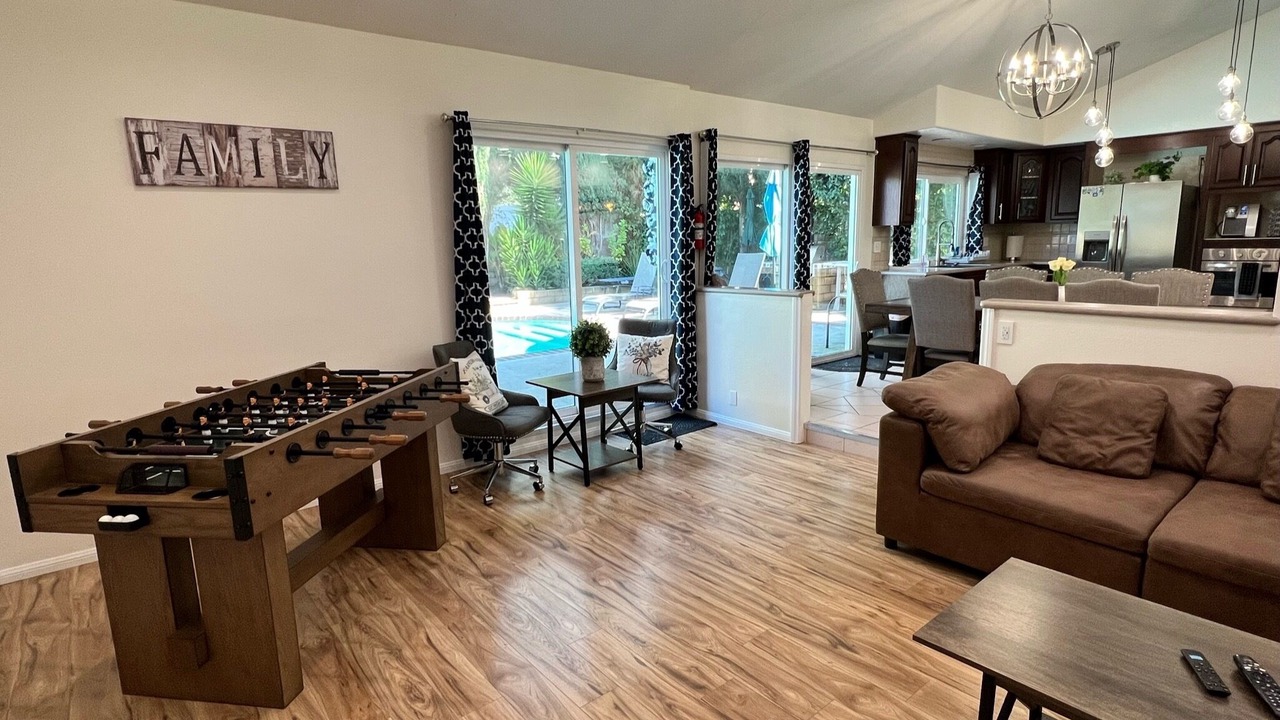 Photo of Livingroom in Thousand Oaks
