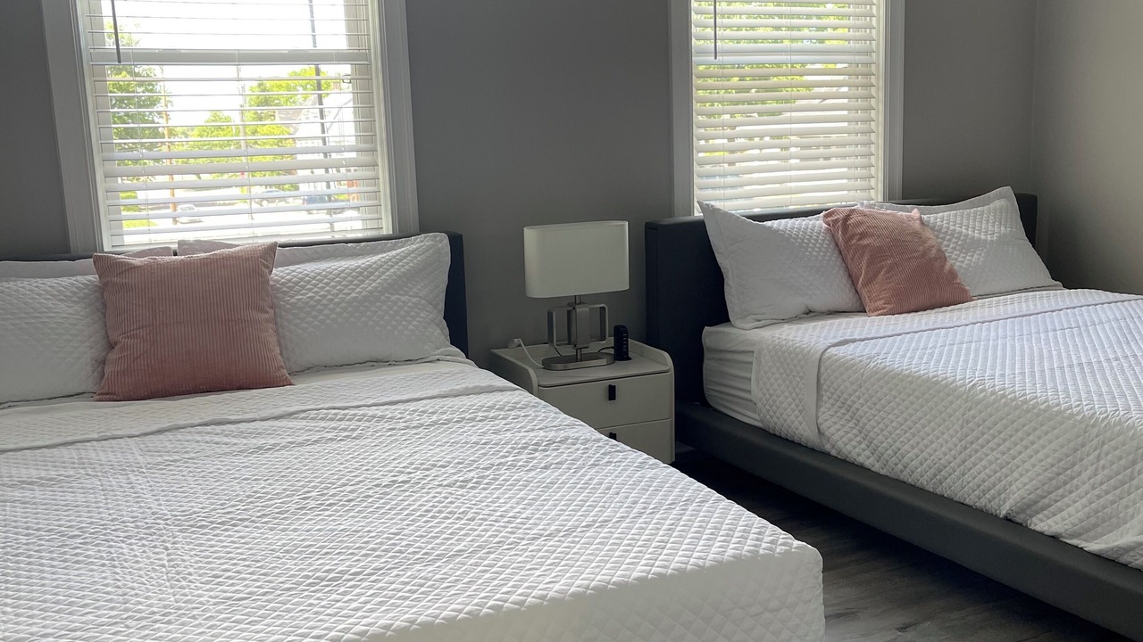 Photo of Bedroom in Downtown Niagara Falls