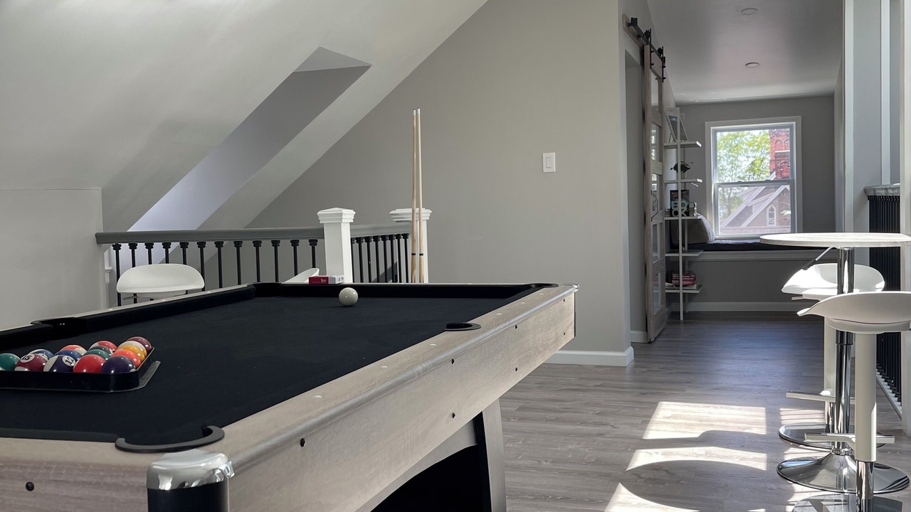 Photo of Bedroom in Downtown Niagara Falls