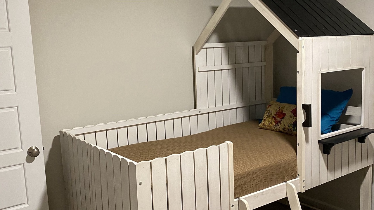 Photo of Bedroom in Gulf Hills