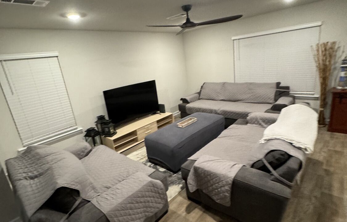 Photo of Livingroom in Gulf Hills