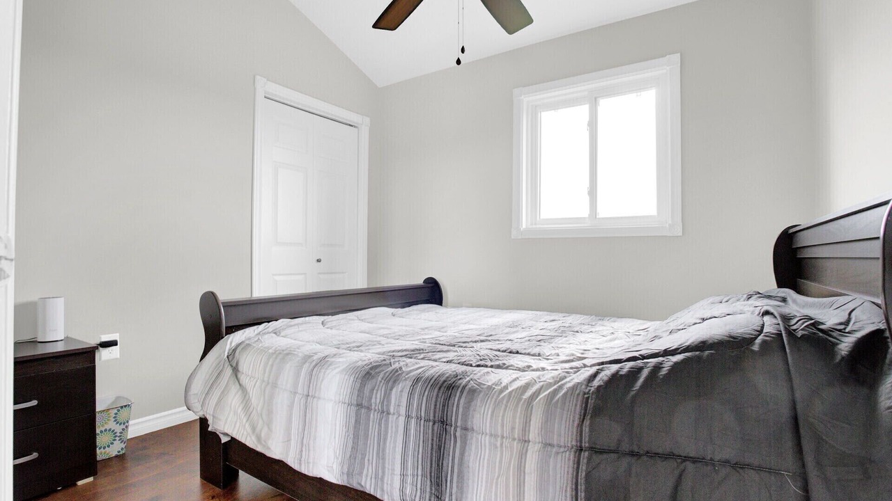 Photo of Bedroom in Amaranth