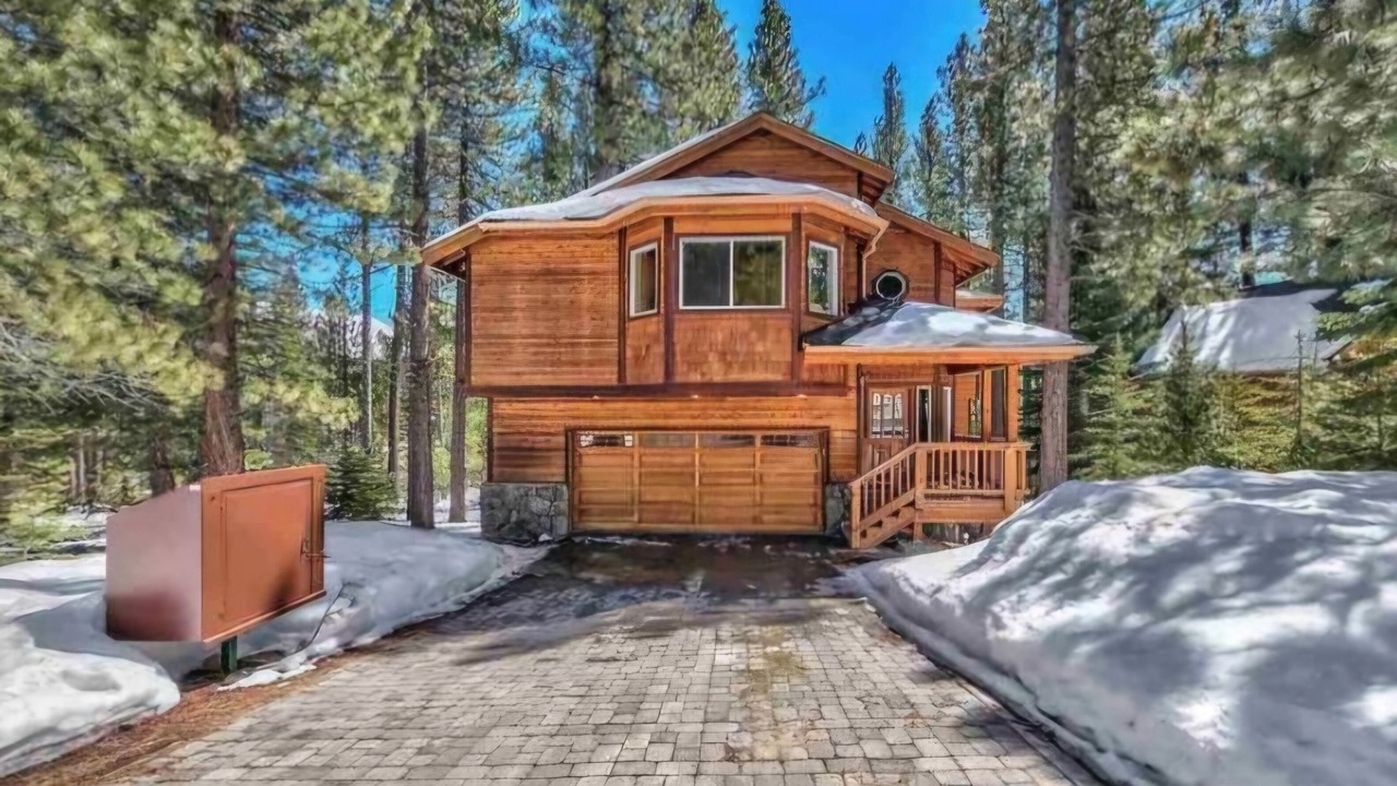 Photo of Outdoor in Country Club Estates