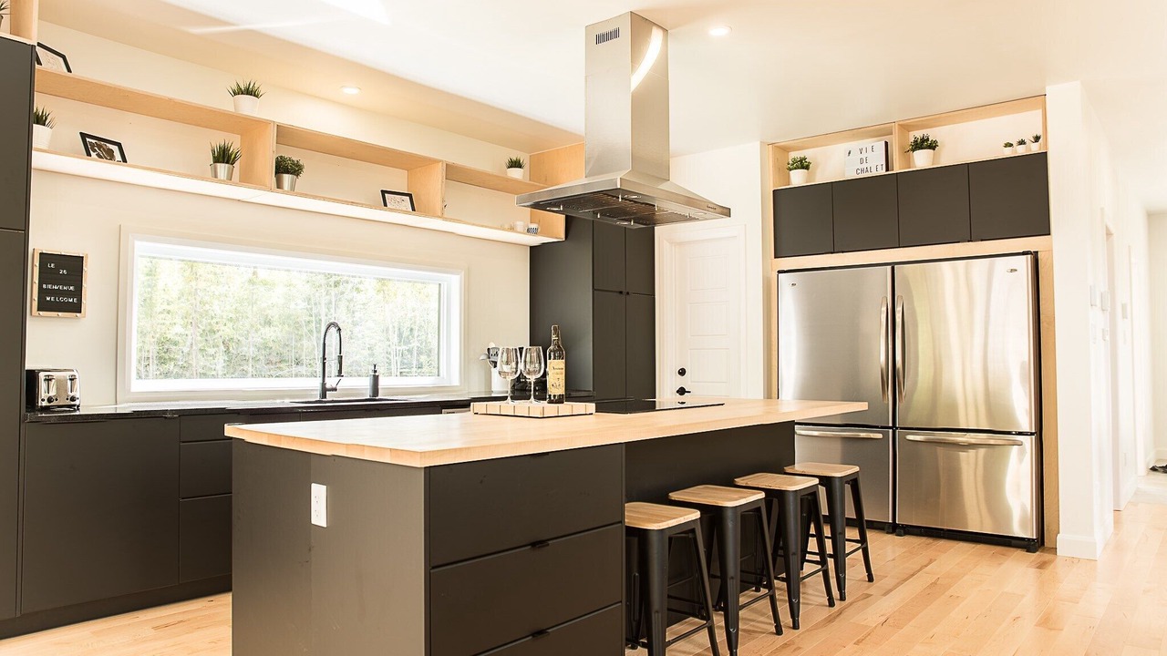 Photo of Kitchen in Petite-Riviere-Saint-Francois