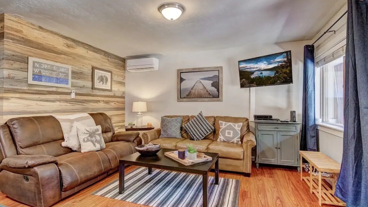 Photo of Livingroom in Al Tahoe